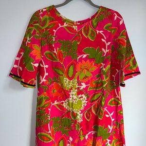 VINTAGE Hawaiian Maxi Dress Hot Pink Floral Lime Zip Back Velvet Trim 60 70 Rare